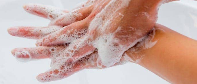 washing hands to prevent infection