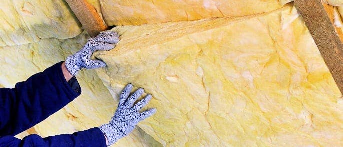 asbestos being used in insulation