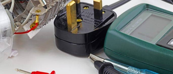 pat testing equipment plug