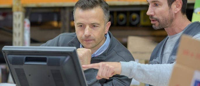warehouse worker training computer