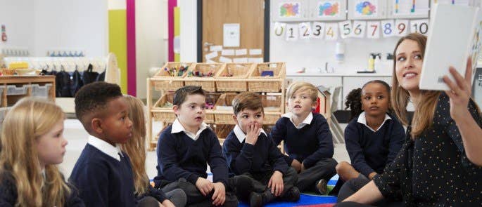 Children leaing in the classroom