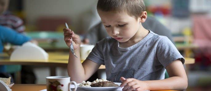 A child that is uncomfortable around food as a result of allergy bullying