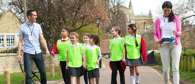 children on an expeditionary learning trip with teachers