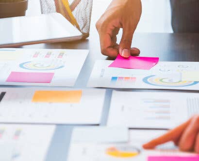 Agile vs. Waterfall: What’s the Difference? 