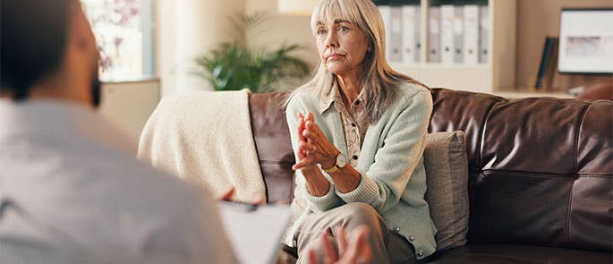 patient talking to mental health support worker